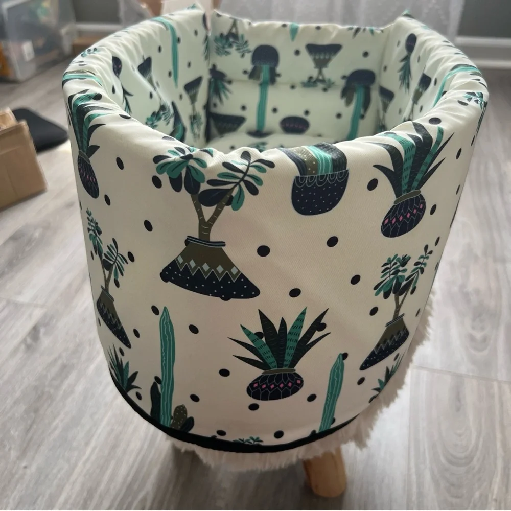 Stylish Plant Print Dog Carrier